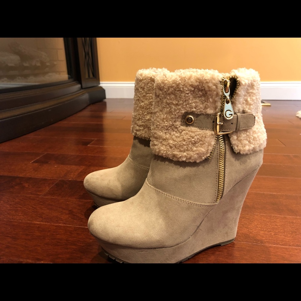 Beautiful GUESS ankle boots